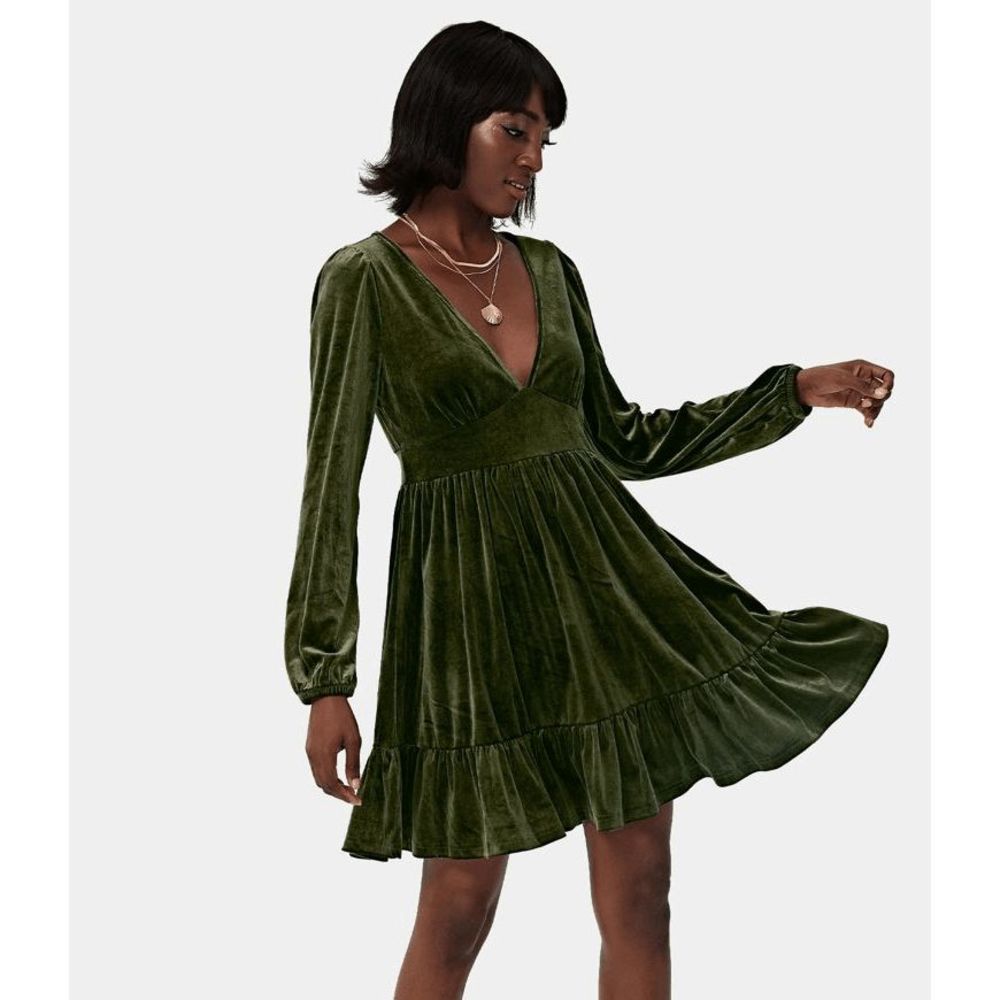 NWT Size Small Halara Everyday Deep V Neck Ruffled Hem Velvet Mini Chill Party D